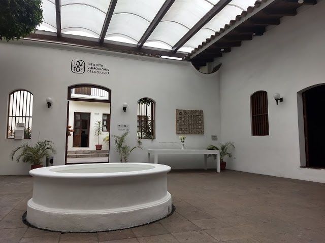 la Galería de Arte Contemporaneo